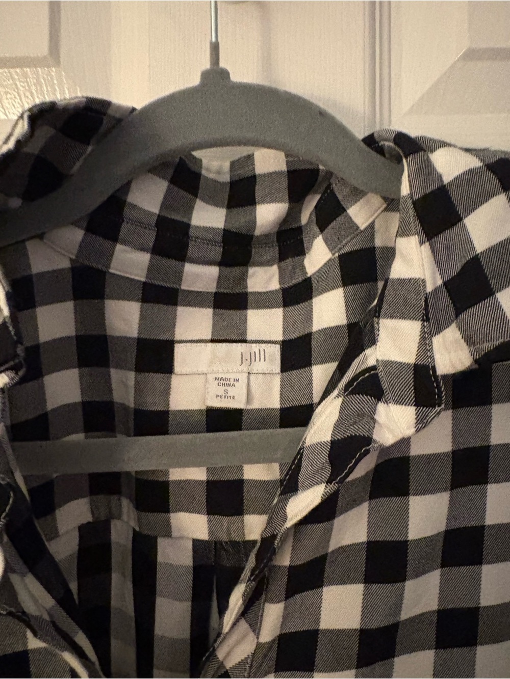 J. Jill Black & White Checked Casual Button-Down Shirt